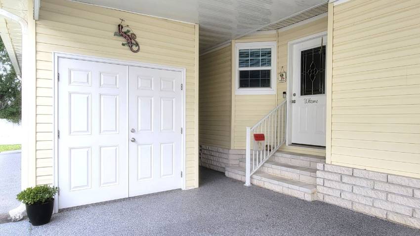 312 Siberian Cypress Circle a Winter Haven, FL Mobile or Manufactured Home for Sale